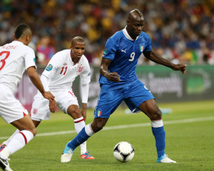 Ο Μπαλοτέλι θέλει να παίξει στη Γ' κατηγορία Ισπανίας