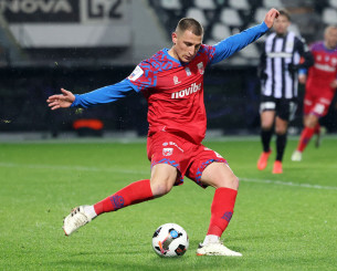 Ο Πανιώνιος «έκλεισε» τον Ασλανίδη