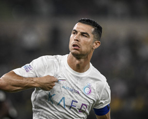 Τελειομανής ή τρελός; Τι κάνει ο Κριστιάνο με τα μπουκαλάκια νερού