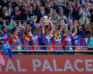 Ποια ομάδα θα παίξει τελικά στην Ευρώπη; Κρίσταλ Πάλας ή Λιόν;