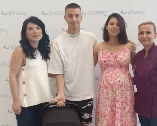 Η πρώτη φωτογραφία του Γιάννη Κωνσταντέλια με τον γιο του