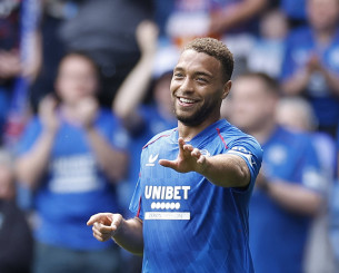 Προπονητής Ρέιντζερς: «Απορρίψαμε πρόταση για τον Ντέσερς, πολύ μακριά απ' τα "θέλω" μας»