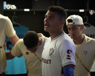 Ραγίζει καρδιές η ομιλία του Τιάγκο Σίλβα - Εβαλε τα κλάματα για την απώλεια του πατριού του