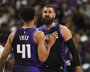 Οι Κινγκς στέλνουν Βαλαντσιούνας στους Νάγκετς και παίρνουν Σάριτς