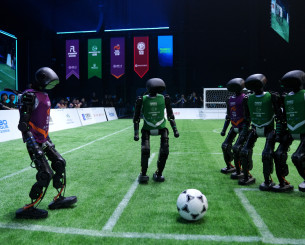 Robot Vs Robot σε αγώνα ποδοσφαίρου: Πώς η Κίνα μάς προετοιμάζει για ένα δυστοπικό αθλητικό μέλλον