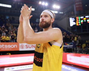 Ο Γκόλντεν «αποχαιρετά» την ΑΕΚ μέσω Athletiko: «Για πάντα στην καρδιά μου!»