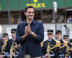 Ο Φέντερερ γύρισε στη Rod Laver Arena και αποθεώθηκε (videos)