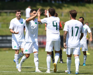 Ο Παναθηναϊκός ξεκινάει καλά, με νέες αρχές στο παιχνίδι του, αλλά κάτω η... μπάλα απ’ όλους