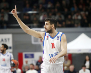 Αποσύρθηκε ο Σαλούστρος