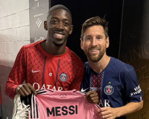 Ο Ντεμπελέ... έγδυσε τον Μέσι - Του πήρε και τα παπούτσια