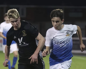 Αυτός είναι ο νεότερος παίκτης στην ιστορία της Βρετανίας που υπογράφει στην Premier League