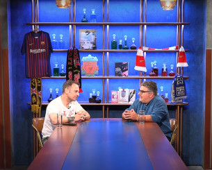 Build up: Ο Ντέμης Νικολαΐδης αποκαλύπτει την ιστορία πίσω από το «Μόνη ξανά δεν θα σ' αφήσω»