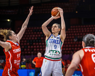 Η Ζανταλασίνι «υπέγραψε» τη ματσάρα και έστειλε την Ιταλία στα ημιτελικά του Eurobasket Γυναικών