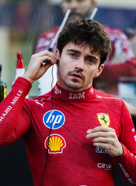 Εντυπωσιάστηκε ο Λεκλέρ και αποθέωσε το μονοθέσιο της Mercedes