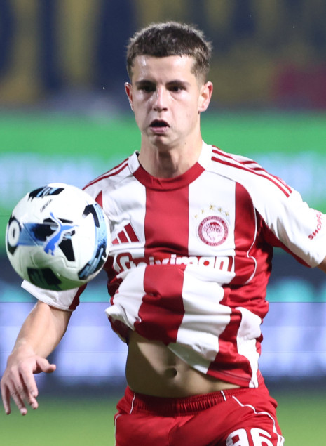 Ο Μουζακίτης έγινε case study στο εξωτερικό: «Έχει υψηλό τεχνικό επίπεδο, ξεχωρίζει στον Ολυμπιακό»