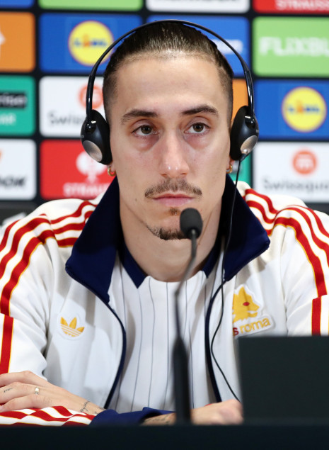 Συντετριμμένος ο Τσιμίκας: «Δεν έχω λόγια, είναι μια τραγωδία που μας θλίβει όλους»