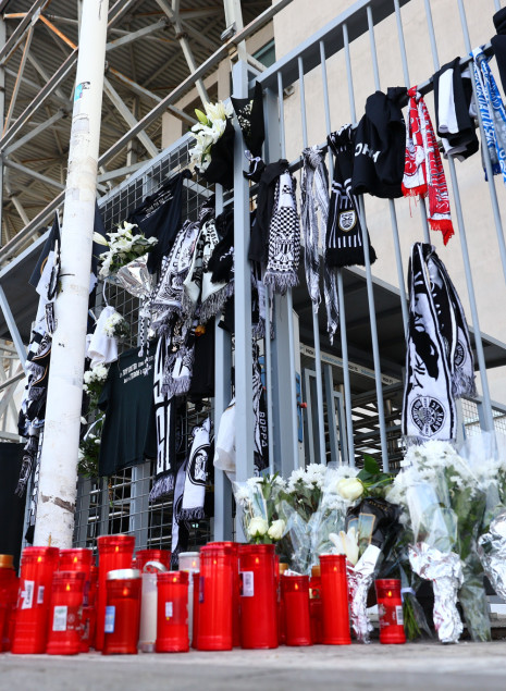 Συγκλονιστική πρωτοβουλία: Οι οπαδοί του ΠΑΟΚ θα συνοδεύσουν τις σωρούς των επτά συνοπαδών τους στην Τούμπα