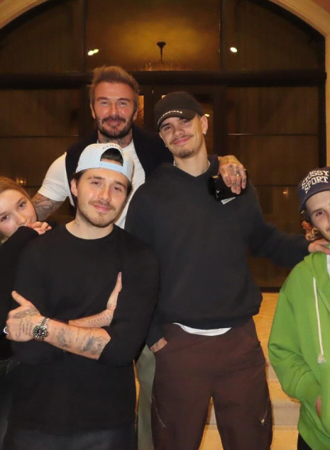 Οδυνηρή υπενθύμιση για τη Βικτόρια Μπέκαμ: Ο γιος της έστειλε ευχές σε άλλη γυναίκα στη γιορτή της μητέρας