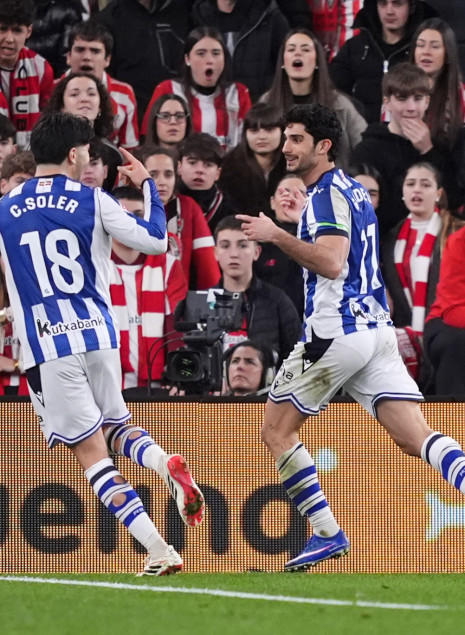 Τους είπαν «ξοφλημένους», όμως Γκέδες και Σολέρ επέστρεψαν και οδηγούν την Σοσιεδάδ σε ξέφρενη πορεία