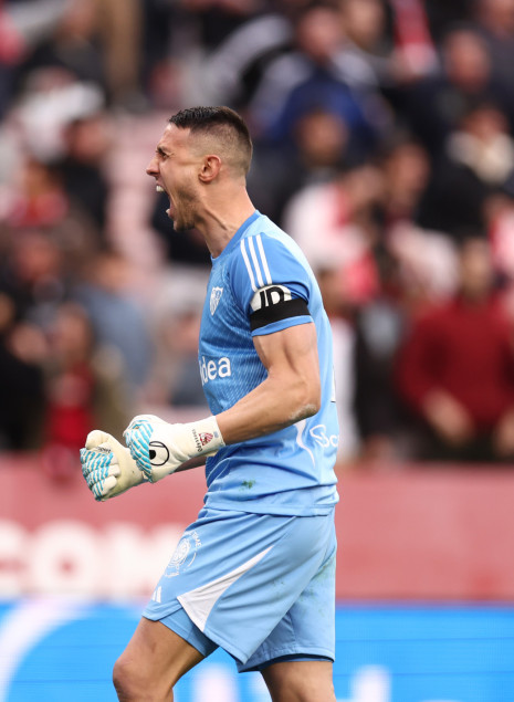 Αποθέωσε Βλαχοδήμο η «Marca»: «Οδυσσέας, ένας ακόμη "άγιος" για τη Σεβίλλη»