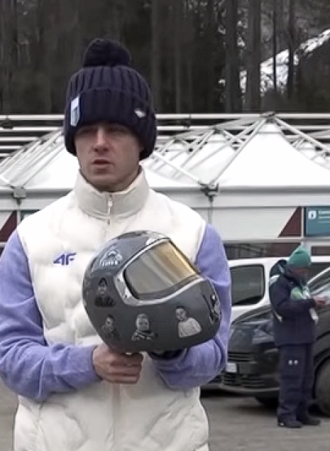 Σκάνδαλο στους Χειμερινούς Ολυμπιακούς Αγώνες: Ουκρανός αθλητής αποκλείστηκε λόγω του κράνους του