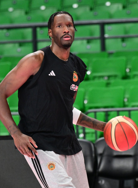 Δηλώθηκε στο ρόστερ του Παναθηναϊκού για τη Stoiximan GBL ο Χέιζ-Ντέιβις - Πήρε τη θέση του Γιουρτσεβέν