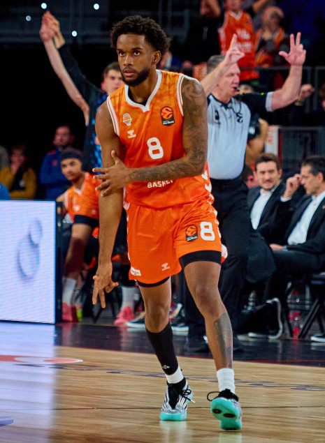 Περίπατος της Βαλένθια κόντρα στην Μπασκόνια