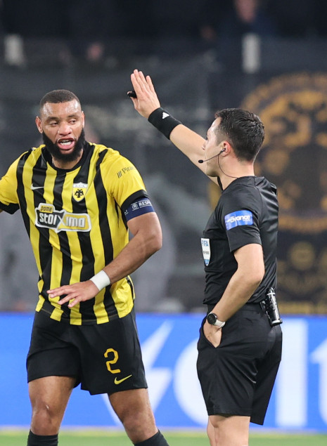 Το πέναλτι που ζήτησε η ΑΕΚ σε χέρι του Μούργου και η απάντηση που έλαβε η Ένωση