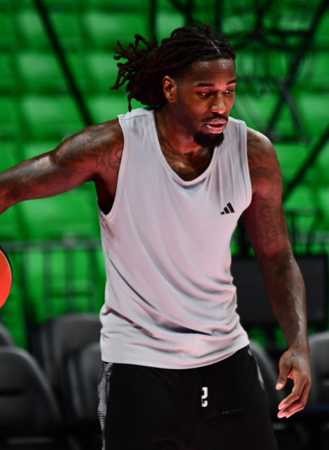 Ο Λεσόρ πάτησε και πάλι παρκέ - Το video του Athletiko