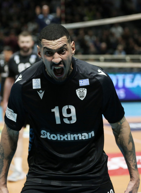 Ο ΠΑΟΚ νίκησε τον Ολυμπιακό και τον έστειλε στα ημιτελικά του πρωταθλήματος με τον Παναθηναϊκό