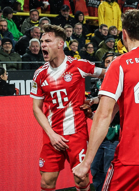 Με μυθική γκολάρα του Κίμιχ η Μπάγερν πήρε το «klassiker» και αγκάλιασε τη «σαλατιέρα»