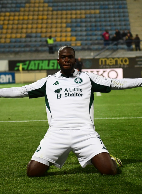 Ο Τεττέη ψάχνει και θέλει πολύ αυτό το πρώτο γκολ με τον Παναθηναϊκό σε ντέρμπι «αιωνίων»