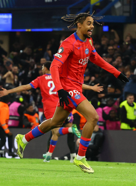 H Παρί Σεν Ζερμέν έκανε... πάρτι κόντρα στην Τσέλσι και πέρασε στο ρελαντί στους «8» του Champions League