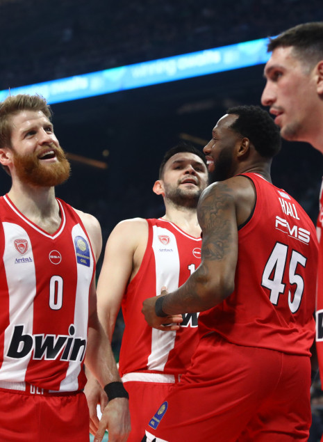 Οι αποδόσεις για το πρωτάθλημα μετά την νίκη του Ολυμπιακού!