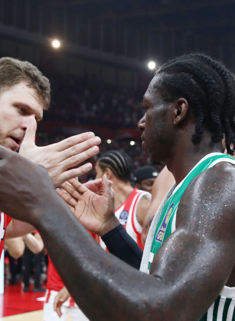 Ο Ναν ψήφισε Βεζένκοφ για MVP της σεζόν στην Euroleague!