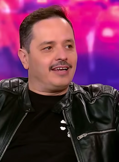 Ο Αλέξανδρος Τσουβέλας στο ACTION 24: «Τον τελικό του 1987 τον είδα με τον Βαγγέλη Ρωχάμη, μέναμε μεσοτοιχία»