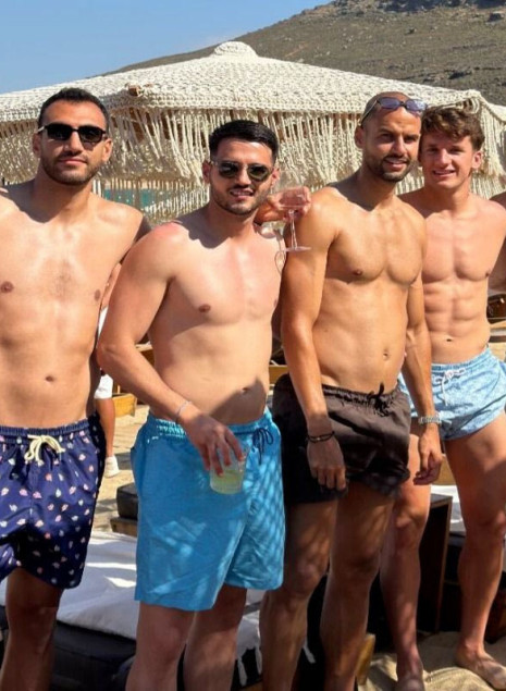 Ο Παυλίδης έκανε bachelor party στη Μύκονο με «άρωμα» Εθνικής Ελλάδας