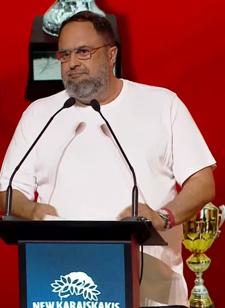 Μαρινάκης: «Όλοι είναι νάνοι μπροστά στον Ολυμπιακό - Ευχαριστώ τον Σωκράτη Κόκκαλη»