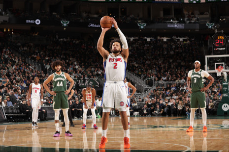 Άνετοι οι Πίστονς κόντρα στους Μπακς, «βλέπουν» απευθείας πρόκριση στα playoffs οι Μάτζικ