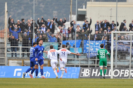 Ποιες ομάδες της Super League 2 και γιατί θα πάρουν λιγότερα χρήματα από το Στοίχημα