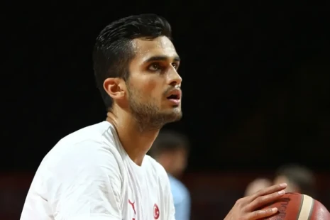 Εντυπωσιακό ντεμπούτο με doulbe-double για τον Γιουρτσεβέν στην G-League (video)