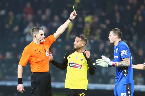 Η κριτική που είχε δεχθεί ο Ιταλός διαιτητής του ΑΕΚ-Τσέλιε: «Η διαιτησία ήταν βγαλμένη από... θρίλερ»