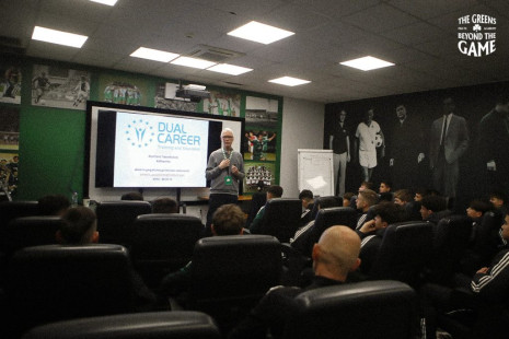 «Η ζωή πέρα από το ποδόσφαιρο»: Η καινοτόμος πρωτοβουλία της ΠΑΕ Παναθηναϊκός για τους νεαρούς παίκτες της