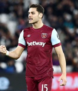 Σπουδαία διάκριση για τον Μαυροπάνο - Φόρεσε για πρώτη φορά το περιβραχιόνιο του αρχηγού στη Γουέστ Χαμ