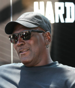 Κι όμως ο Μάικλ Τζόρνταν παραμένει ακόμη και σήμερα ο πλουσιότερος αθλητής όλων των εποχών