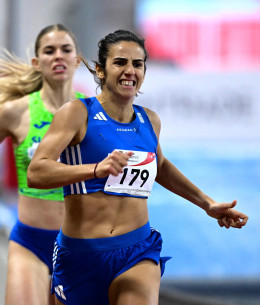 Εξαιρετική στην πρεμιέρα της η Δεσπολλάρη με ατομικό ρεκόρ στα 800μ