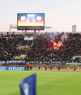 Ο Μανώλης Βογιατζάκης στο «BACK2ΜΠΑΚ» για το λεύκωμα του ΟΦΗ για τα 100 χρόνια του συλλόγου και τα εισιτήρια του τελικού