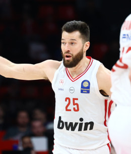 MVP της αγωνιστικής στην Stoiximan GBL ο Άλεκ Πίτερς (video)