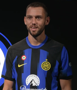 «Ο Ολυμπιακός ενδιαφέρεται για την απόκτηση του Ντε Φράι»