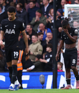 Η Τότεναμ βρίσκεται κοντά στο να καταρρίψει ιστορικό αρνητικό ρεκόρ που... προμηνύει υποβιβασμό